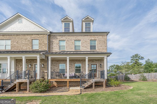 MADISON TRACE TOWNHOMES