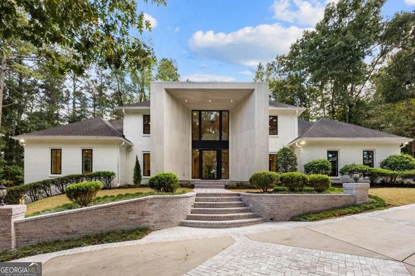 main picture of 1120 Heards Ferry Road, Sandy Springs