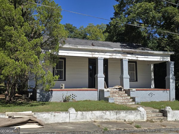 581 Violet Avenue Macon