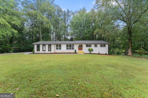 758 Springlake Road, Lawrenceville