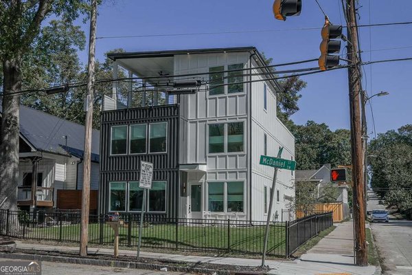 main picture of 1064 Mcdaniel Street, Atlanta