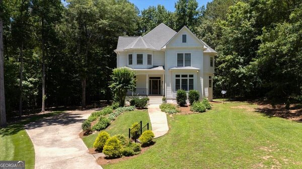 108 Magnolia Court, Macon