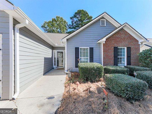 21 Freedom Drive Cartersville