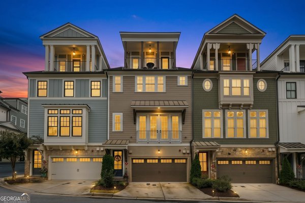 main picture of 289 Heritage Lane, Atlanta