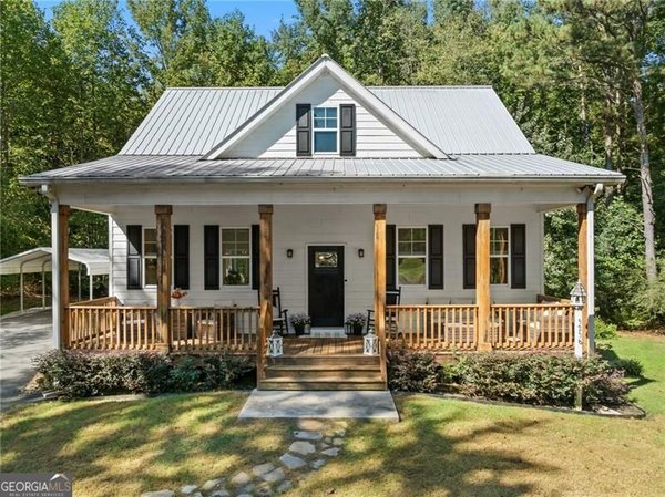 main picture of 5256 Cantrell Circle, Cumming