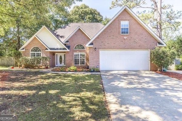 512 Quail Run Drive, Warner Robins