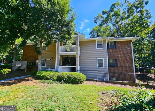 main picture of 306 Barrington Hills Drive, Sandy Springs