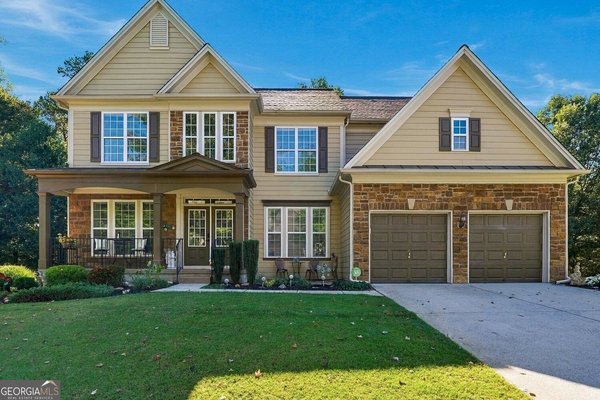 155 Edgewater Trail, Canton