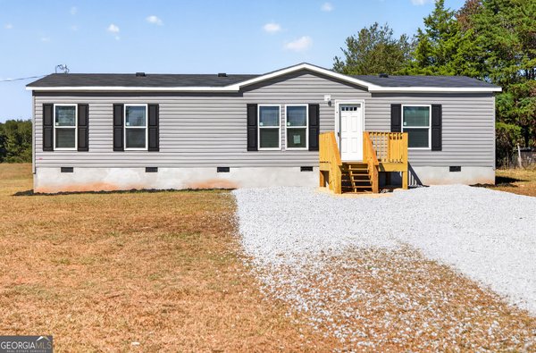 1499 Nancy Hart School Road Hartwell