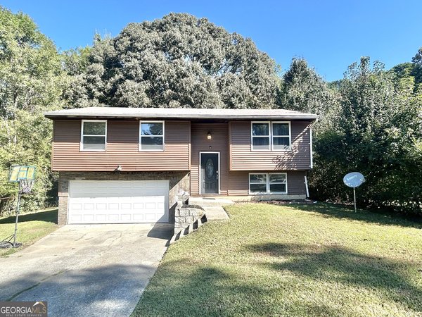 2877 Woodburn Court, College Park