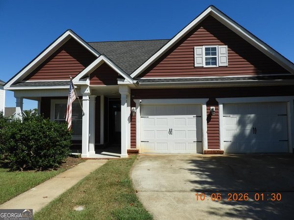 200 Meyers Lake Drive, Warner Robins