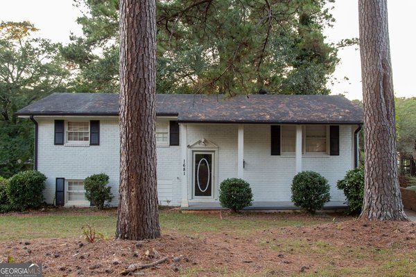1681 Atherton Circle, Decatur