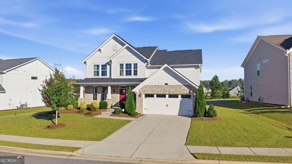 main picture of 31 Candlewood Lane, Hoschton