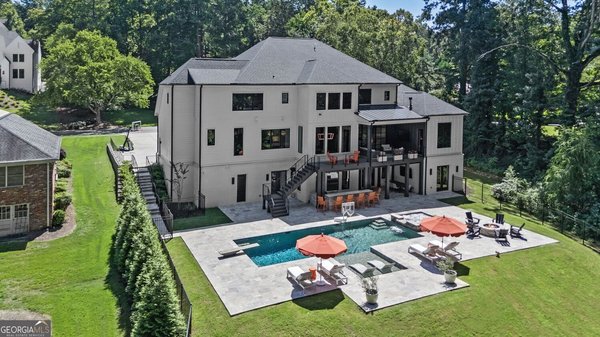 575 Indian Hills Parkway, Marietta