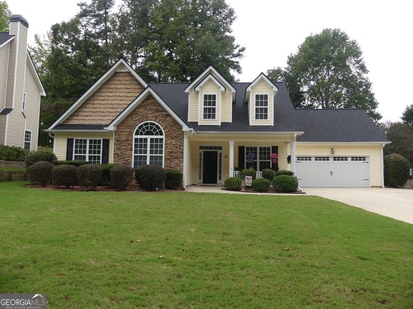 55 Oak Park Square Newnan