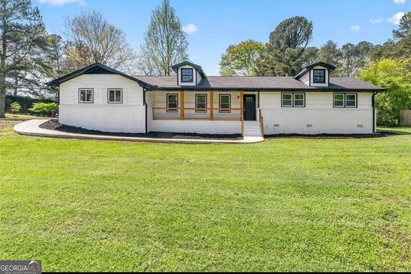 201 Lockring Drive, Lilburn