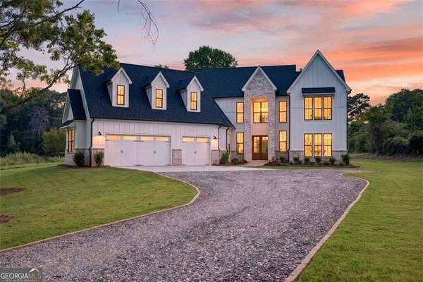 main picture of 3410 Tate Lane, Cumming