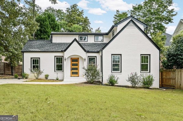 525 Medlock Road, Decatur