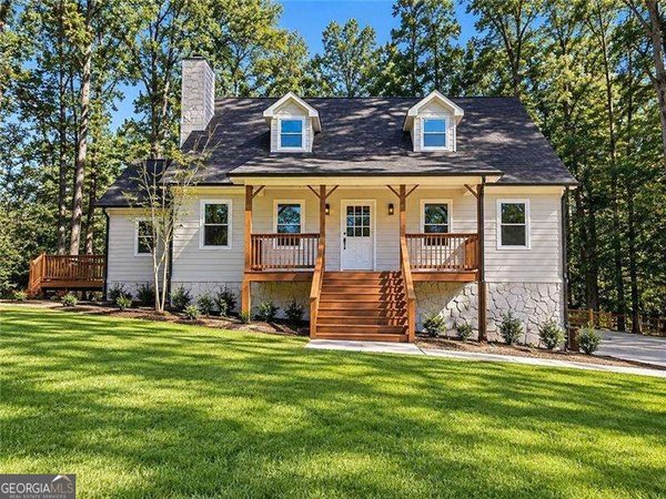 114 River Creek Drive, Woodstock