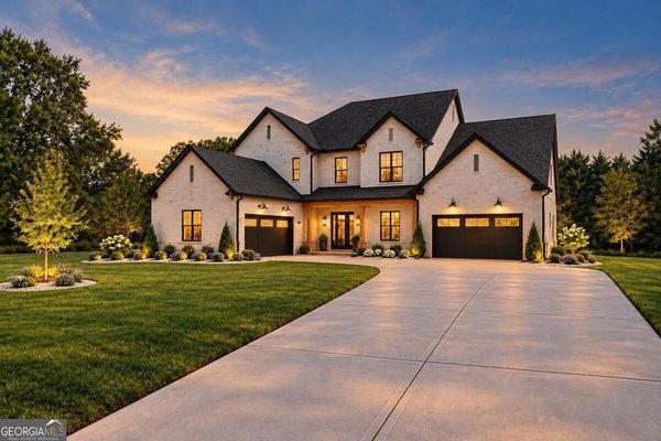 1752 Lee Peters Road, Loganville