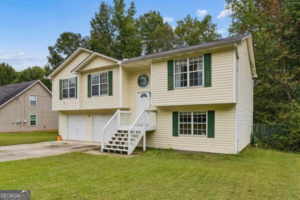 7598 Stonebush Way, Douglasville
