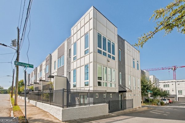 main picture of 707 Banton Drive, Atlanta