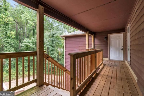 5557 Mountain Springs Circle, Stone Mountain