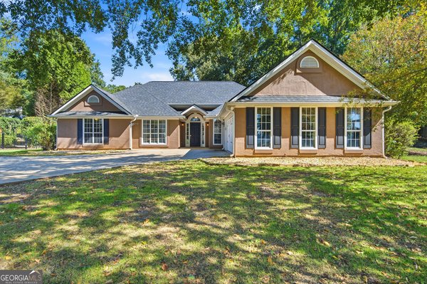 404 Cimaron Park Peachtree City