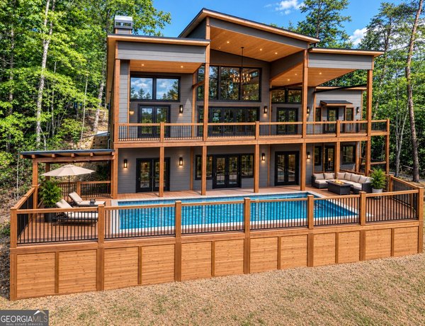 286 Mountain Ridge, Blue Ridge