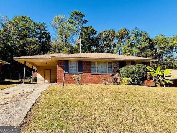 2635 Fairlane Drive, Atlanta