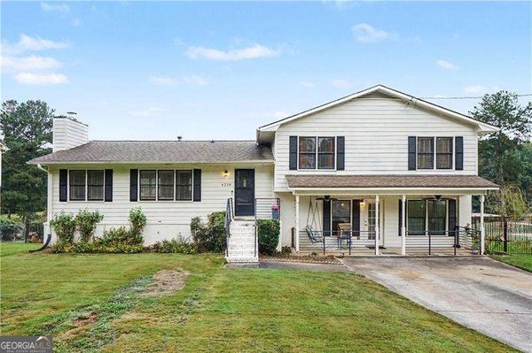 4238 Rocky Ledge Way, Snellville