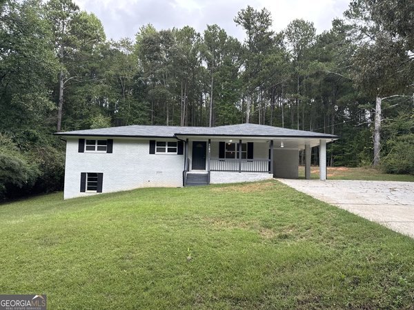 4141 East Fairview Road, Stockbridge