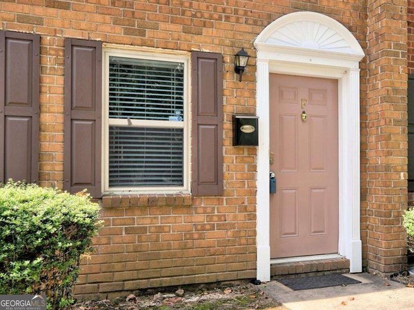 main picture of 135 River Drive, Sandy Springs