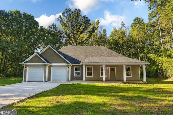1041 Country Club Circle Union Point