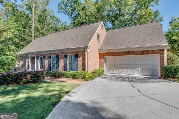1882 Bedfordshire Court, Decatur