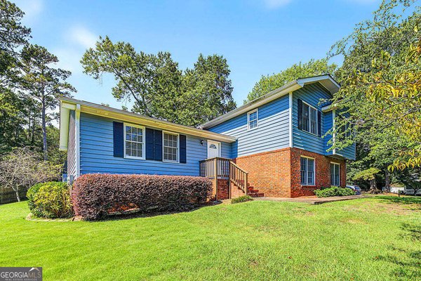 2140 Shadowood Drive Marietta
