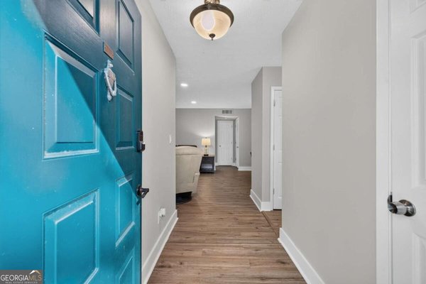 206 Wynnes Ridge Circle, Marietta