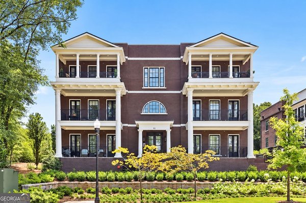 81 Thompson Street Alpharetta