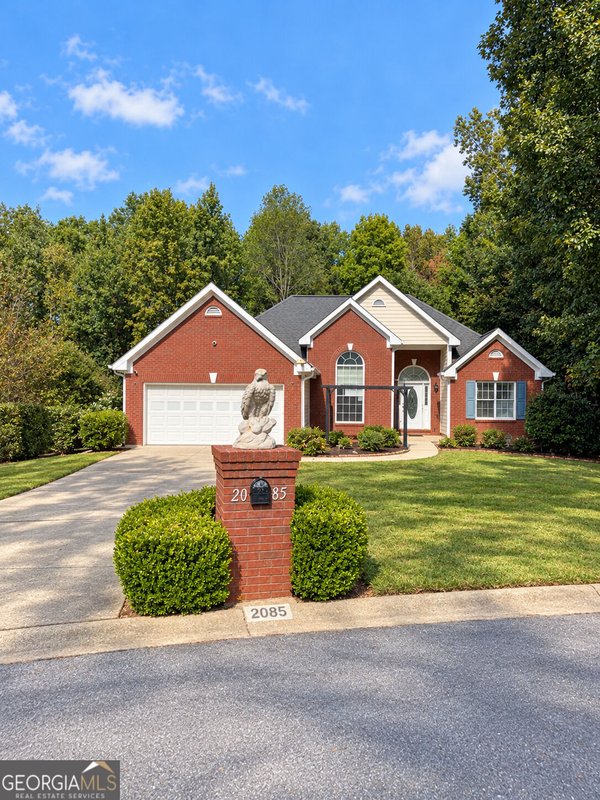 2085 Oakpointe Court Buford