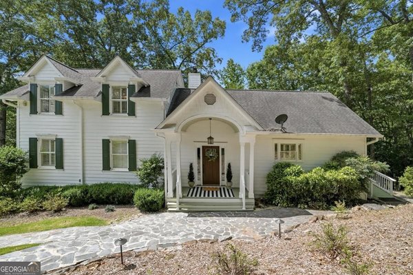 380 Fredricks Cove, Dawsonville