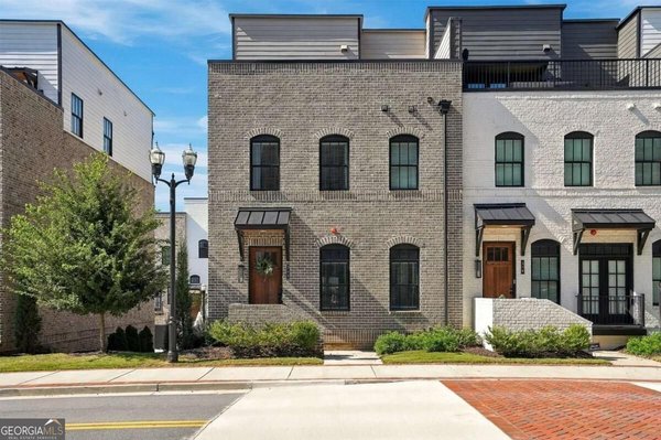340 Sugarview Road, Sugar Hill