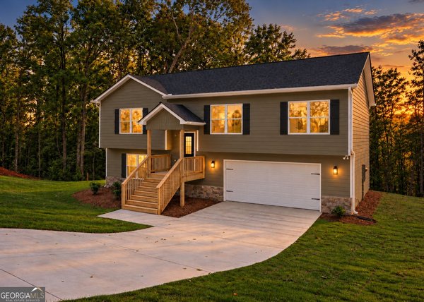 284 Stonington Drive Mount Airy