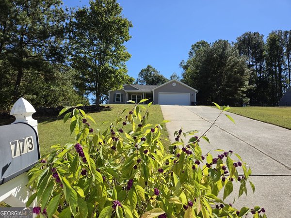 773 Moss Side Drive, Bethlehem