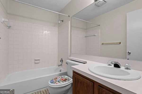 86 Fair Haven Way, Smyrna