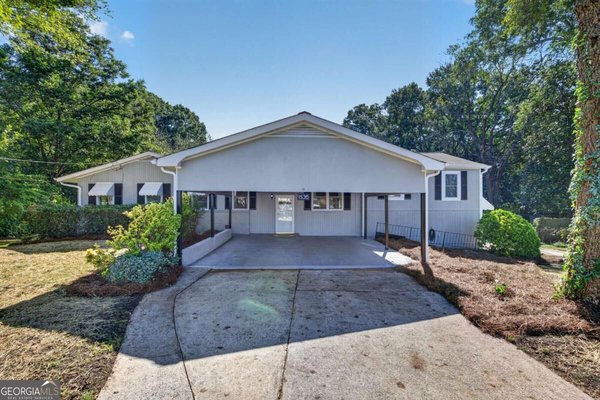 1536 Oak Drive, Marietta