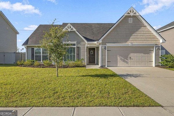 255 Chestnut Drive, Brunswick