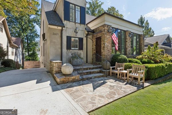 2621 Brookwood Drive, Atlanta