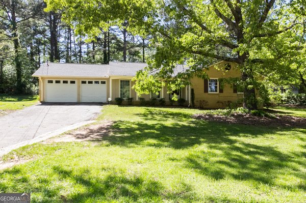 3720 Sunny Hill Drive, Loganville