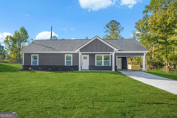 1086 West Adrian Circle, Conyers