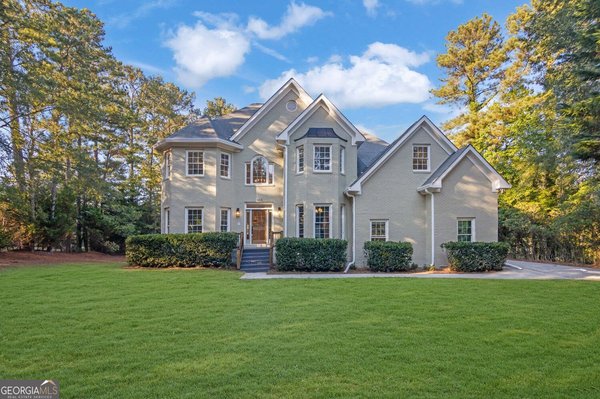 100 Matthew Way Fayetteville